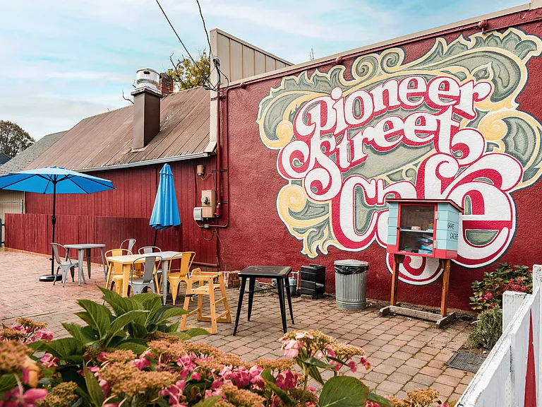 Pioneer Street Cafe