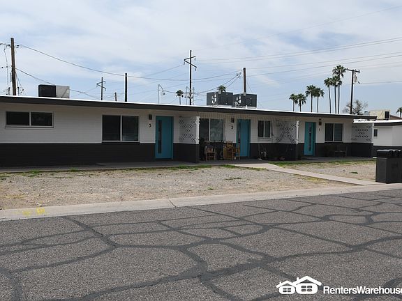 3rd image of 1211 E Kaler Dr APT 3