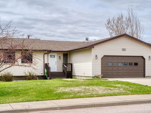 3307 Foothills Blvd, Gillette, WY 82716