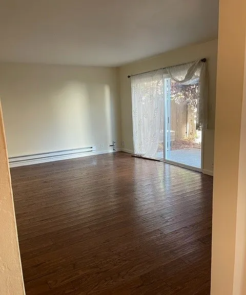 1132 Paloma Ave — Photo 2