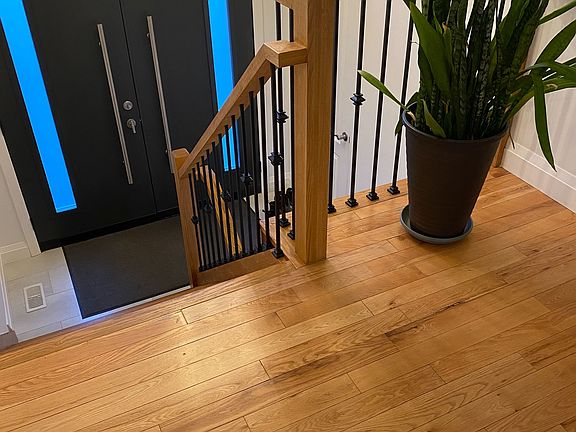 3rd image of 470 Parkview Ct