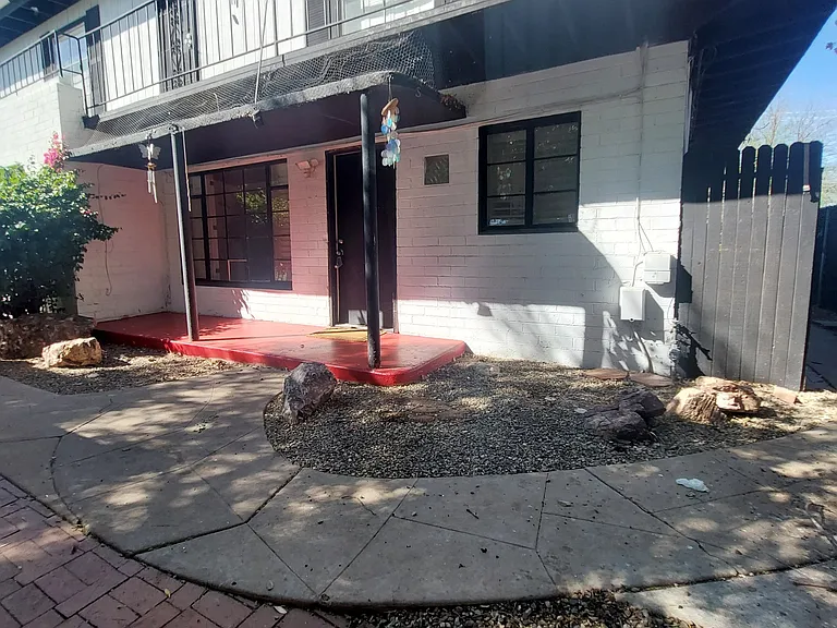 1520 W Mulberry Dr #1520 — Photo 2