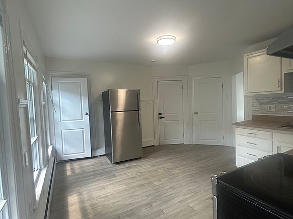 3rd image of 88 River St #2
