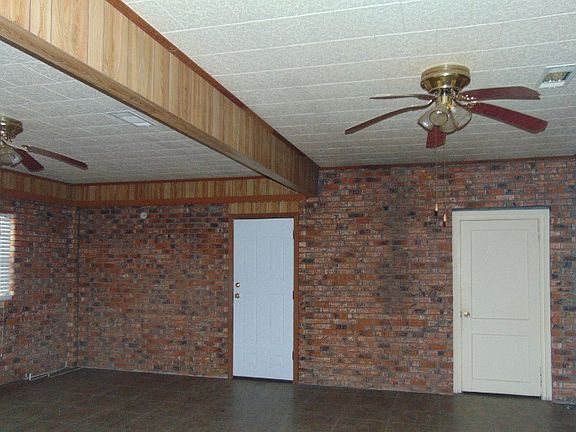 Additional Living Room