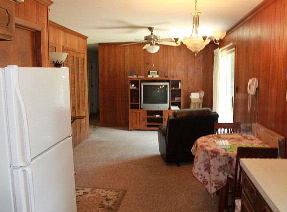 5th image of 1718 Brentwood Dr