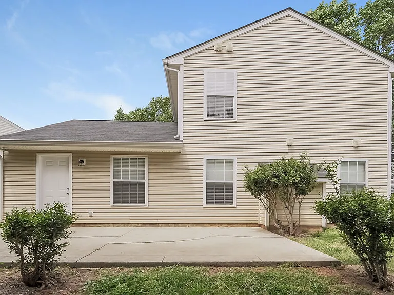203 Kingville Dr — Photo 17