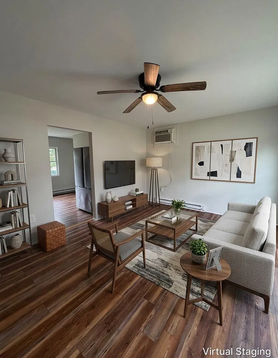 3 bed, 2.0 bath, 960 sqft, $1,995 — Photo 2