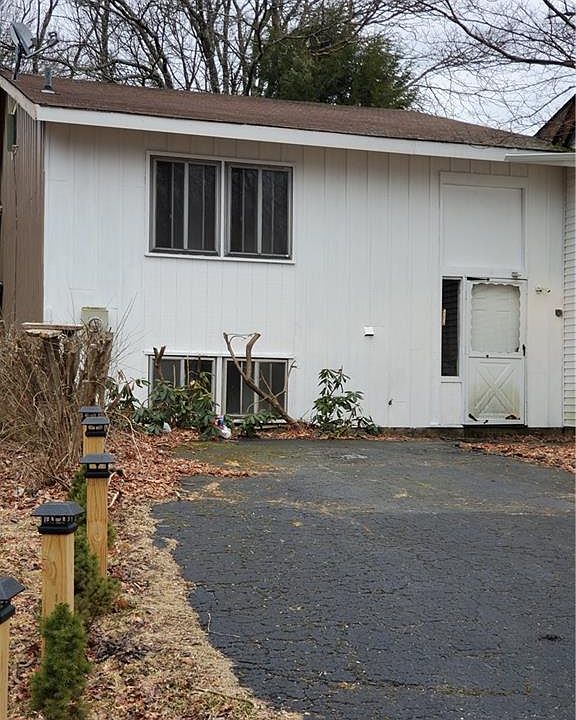 4 James Pl, Kiamesha Lake, NY 12751 Zillow