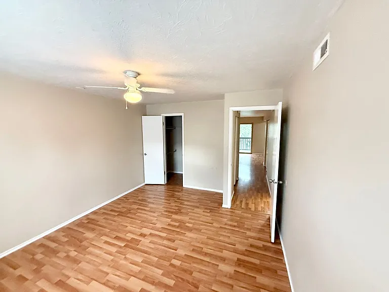 495 E Creekside Cir #D — Photo 6