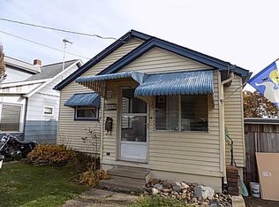 1009 Poe St, Vandergrift, PA 15690