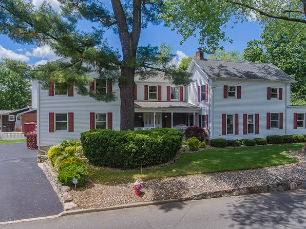 166 Ridgewood Rd, Township Of Washington, NJ 07676