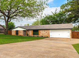 2004 Tarver Rd, Burleson, TX 76028