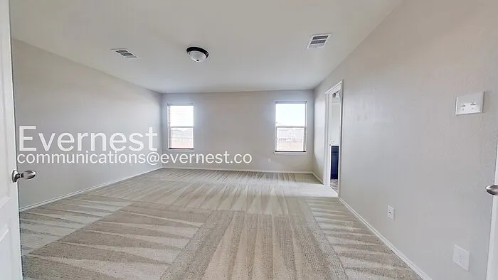 13700 Vigilance St — Photo 9