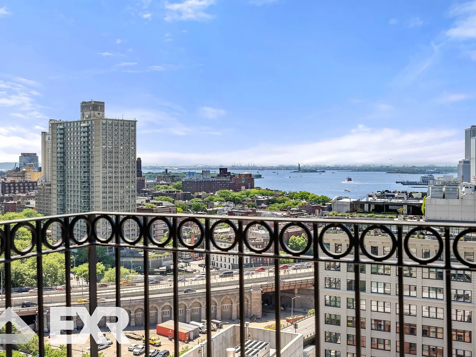 69 Adams Street — Photo 2