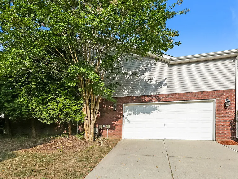 6246 Silver Chime Way — Photo 16