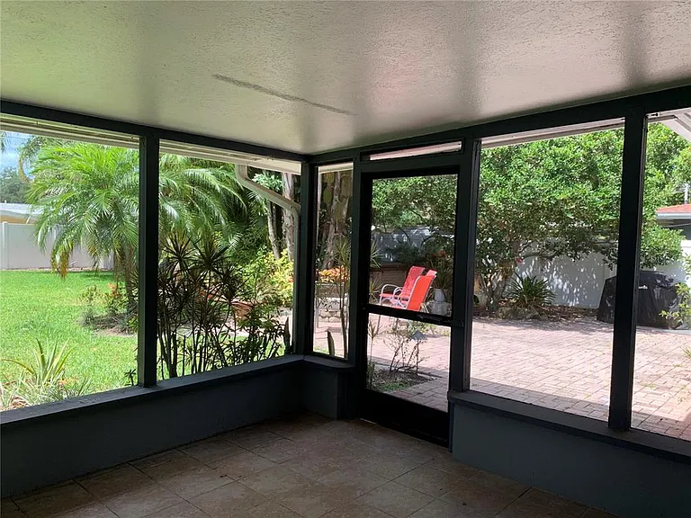 2436 Waldemere St — Photo 19