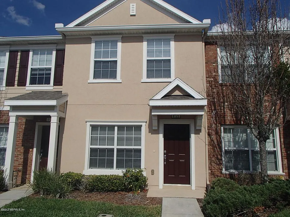 8125 Summergate Ct