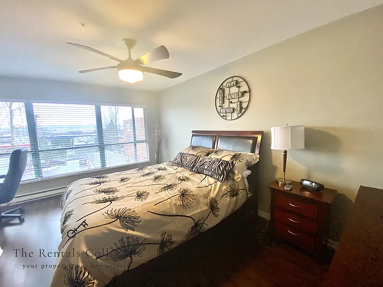 223 Mountain Hwy #Penthouse 11 — Photo 6