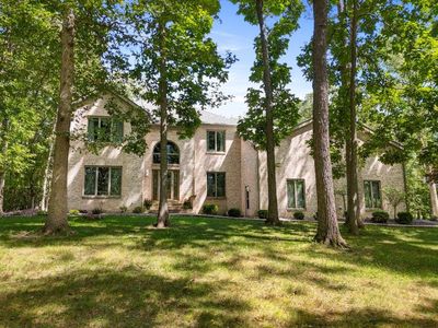 400 Woodland Estates Dr, Valparaiso, IN, 46385
