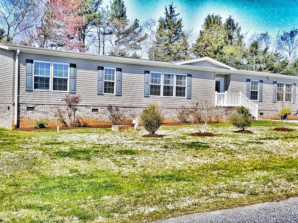 1st image of 117 Eastgate Dr