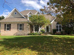 367 Prairieview Dr, Geneva, IL 60134