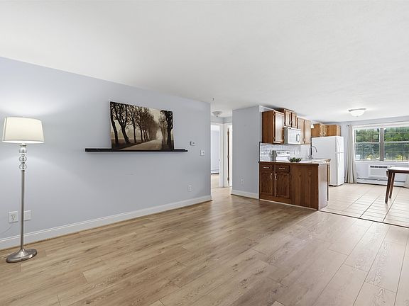 3rd image of 48 Westville Road #2-3