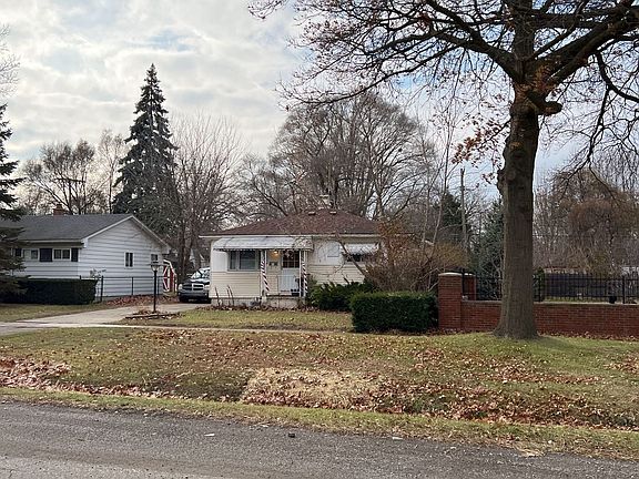 2nd image of 6106 Beech Daly St