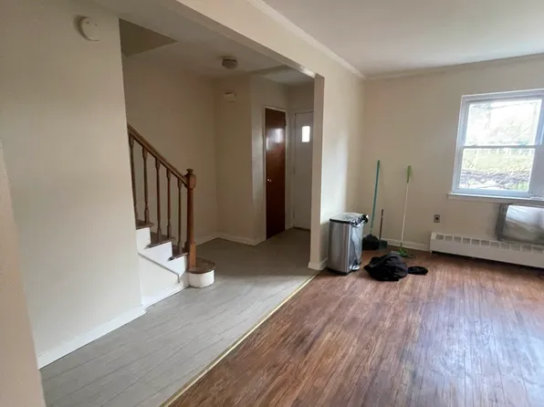 19-12 Astoria Park South image 1 of 11