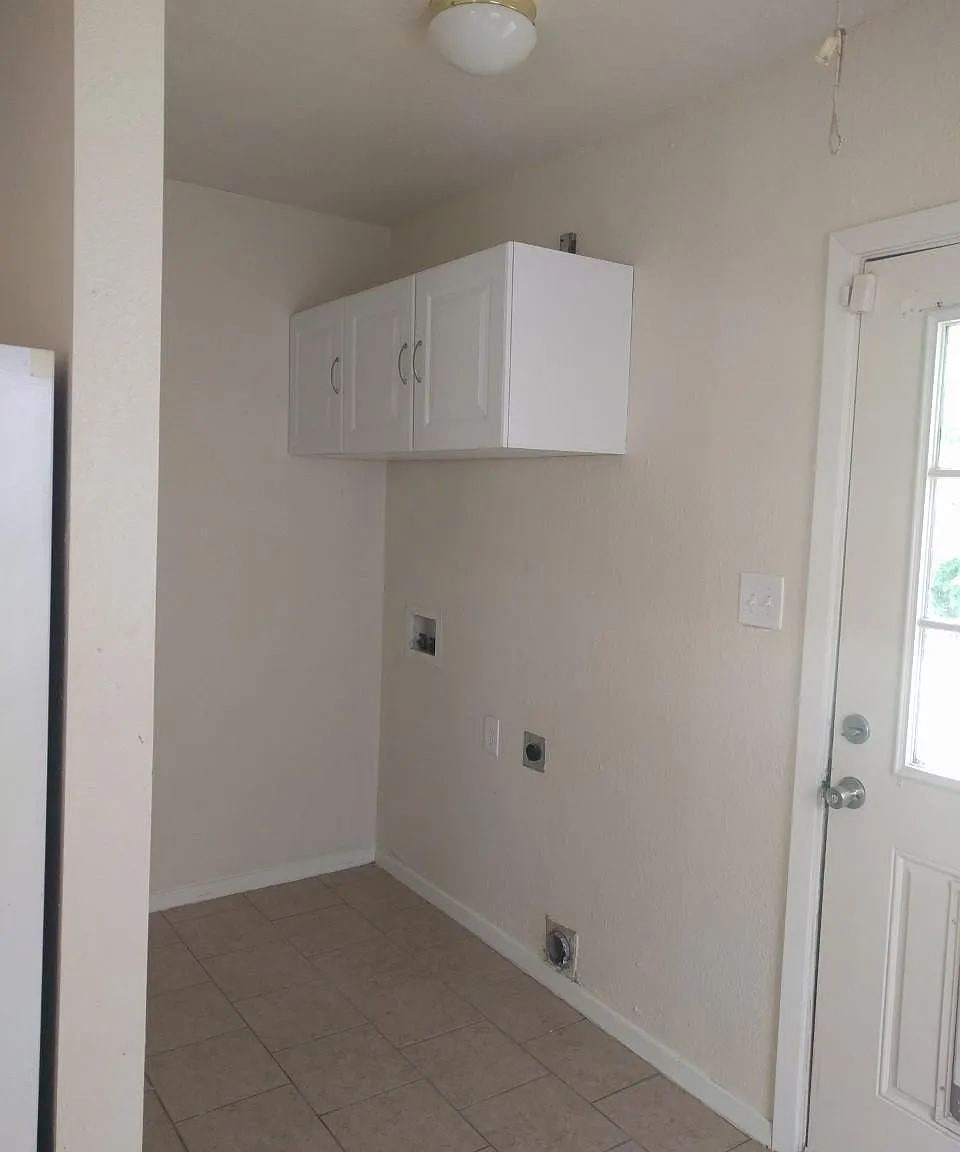 2 bed, 900 sqft, $1,350 — Photo 4