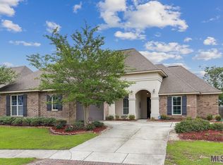 24829 Plantation Lake Ave, Denham Springs, LA 70726