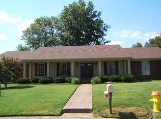 4506 Loftwood Dr, Owensboro, KY 42303