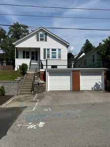 75 Sunset Ave, North Providence, RI, 02911