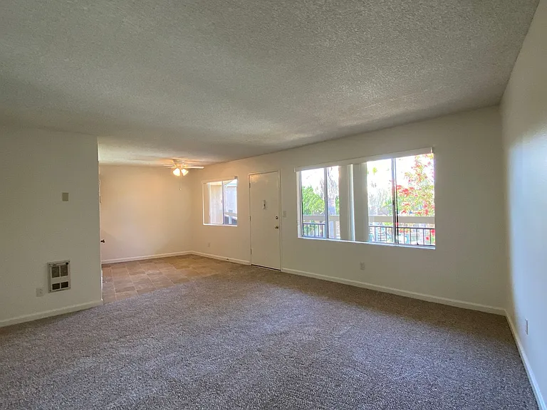 Meadowlake 1025 — Photo 7