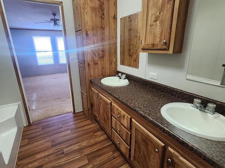 608 Billy Bryan Ave — Photo 13