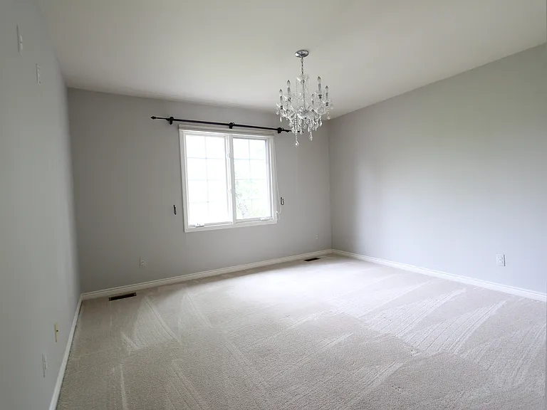 18547 Clairmont Cir E — Photo 23