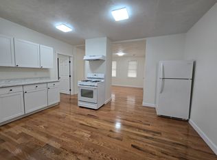 6 Clemence St #2B, Cranston, RI 02920