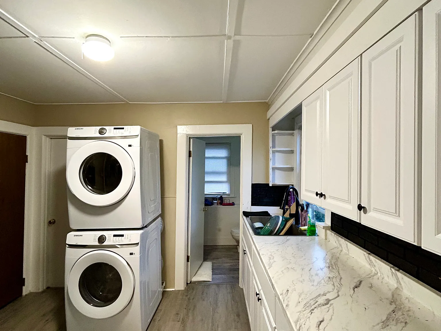 2 bed, 714 sqft, $1,895 — Photo 4