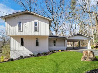 125 Little Brook Dr, Woodstock, GA 30188