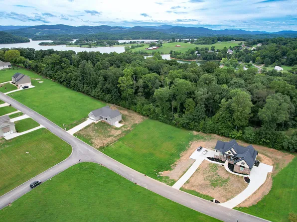 4159 Harbor View Dr, Morristown, TN 37814