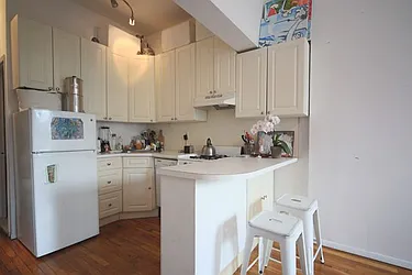 Rented by Metropolitan Realty