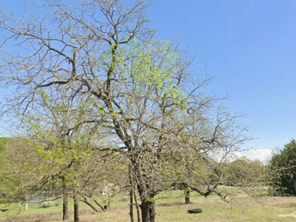 3801 California Ct, Granbury, TX 76048