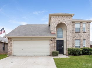 516 Flowering Plum Ln, Fort Worth, TX 76140