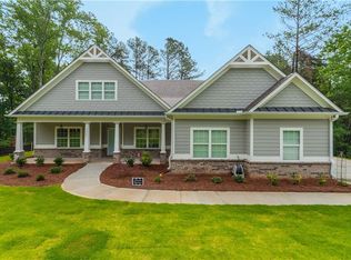 3520 Laurel River Point, Gainesville, GA 30504