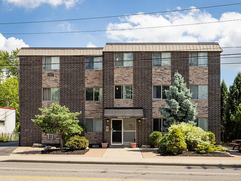 471 Tecumseh Rd W #101 — Photo 10
