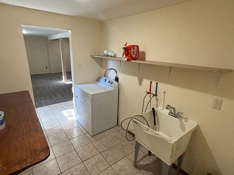 114 N Summit Ave #114B — Photo 23
