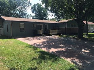 305 S Cedarview St, Carbondale, IL 62901