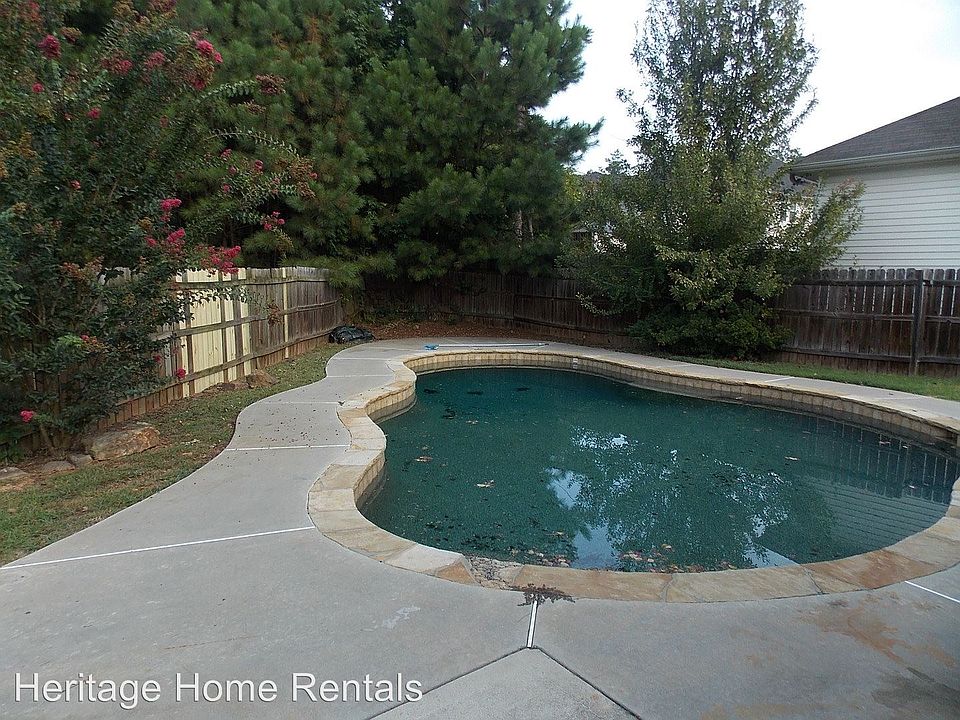 1st image of 2934 Eureka Cir