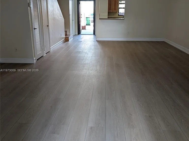 13511 NE 24th Pl — Photo 4