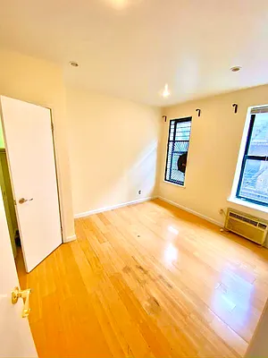 Rented by Level Group | media 3