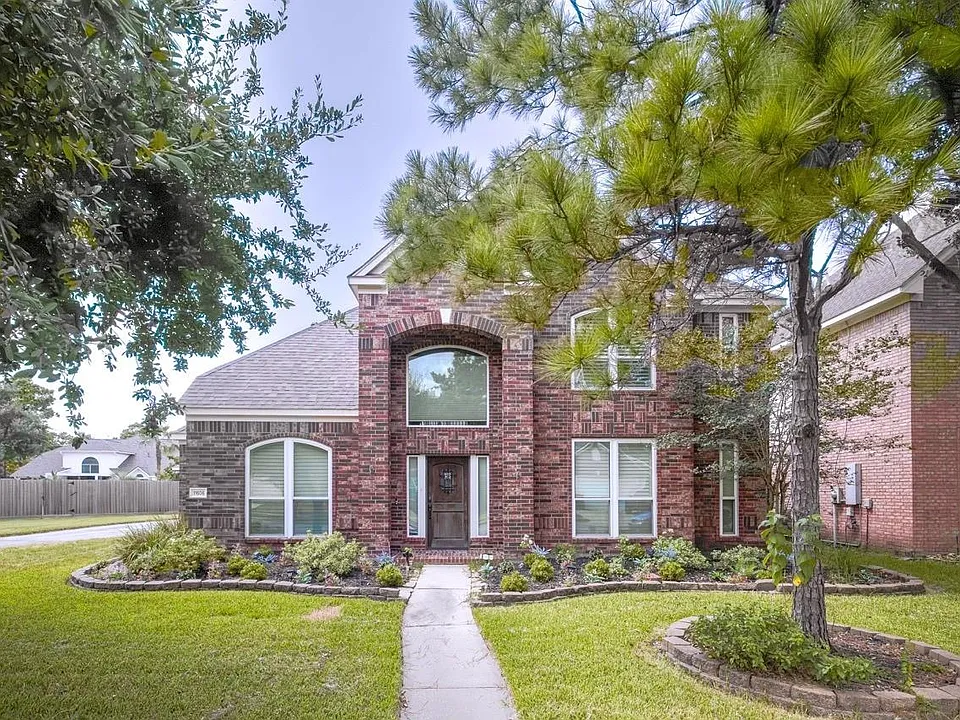11606 Canyon Woods Dr